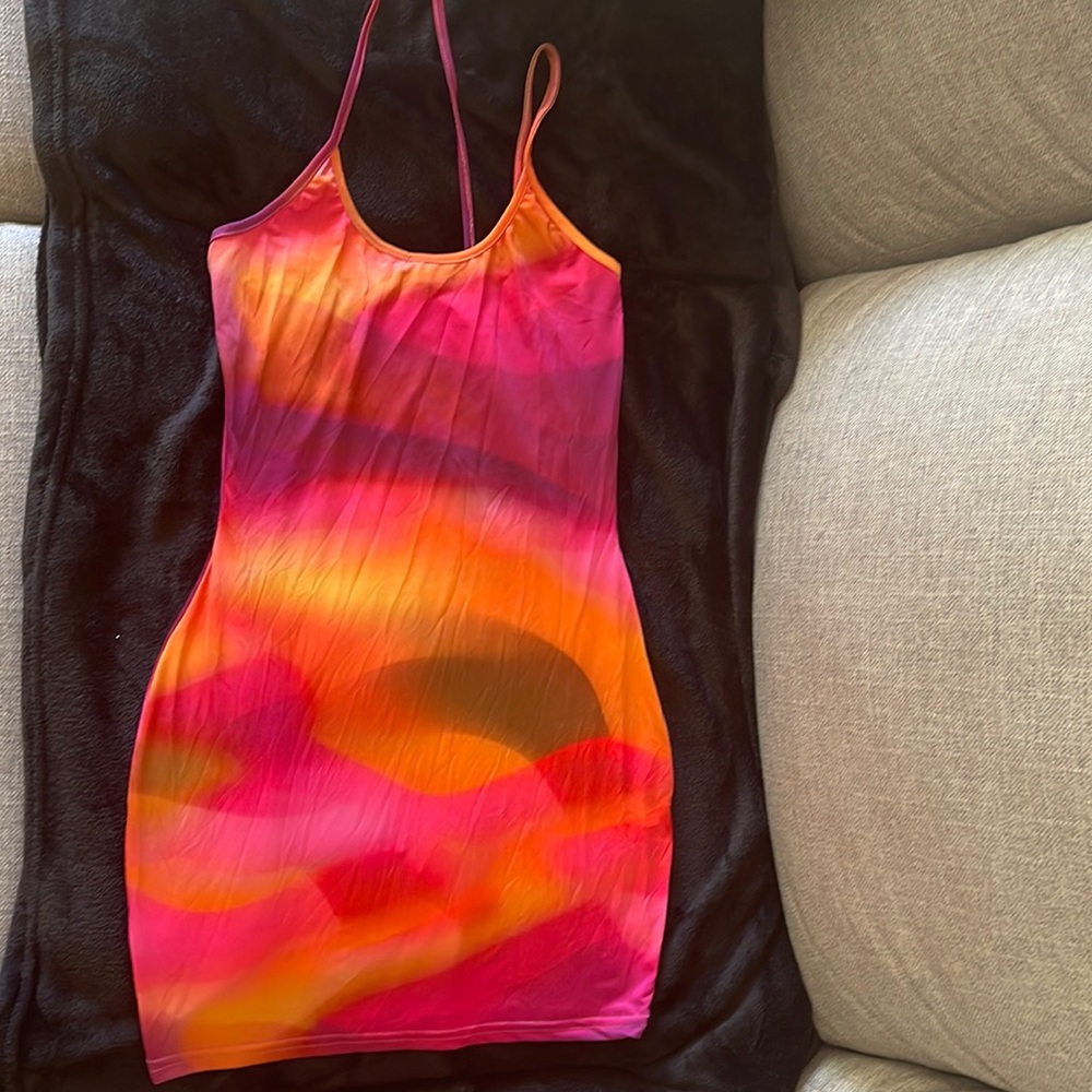 Prettylittlething Dress